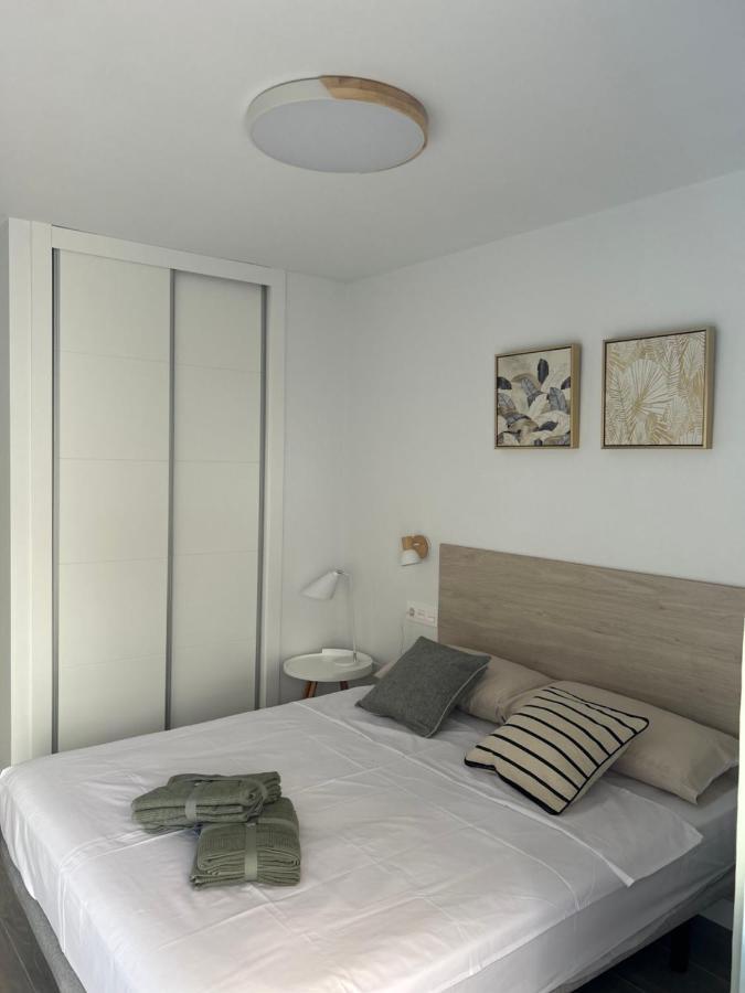 Apartamentos Breton 17 Suite Con Terraza Alicante Exterior foto